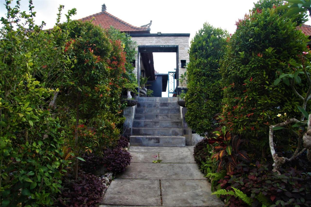 Villa Amari By Wizzela Batumadeg Exterior photo